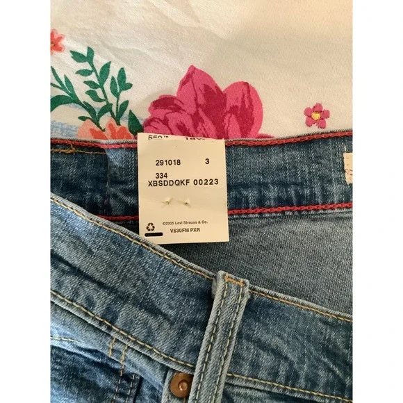 Levis 550 Relaxed Boot Cut Jeans Womens 18W Medium Wash Stretch Denim 291018-334 - Picture 5 of 14